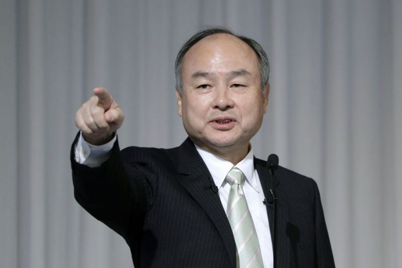     Masayoshi Son, nhà sáng lập SoftBank Group, công bố rời khỏi vị trí hội đồng quản trị của Alibaba. 