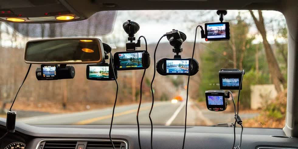 Chọn camera hành trình phù hợp cho ô tô 