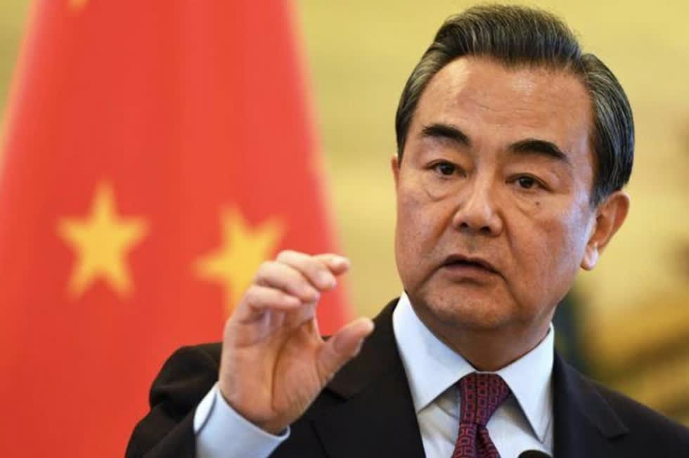 Bộ trưởng Ngoại giao Trung Quốc tỏ ý muốn cứu vãn mối quan hệ với Mỹ.