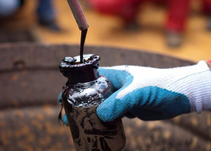 Giá dầu tăng khi OPEC dự định giảm nguồn cung 
