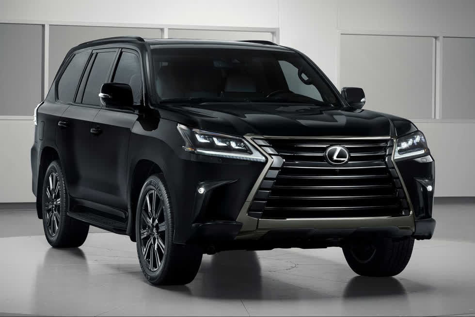  Hai cái tên đang chiếm lĩnh phân khúc SUV hạng sang trong nước gồm Lexus LX570 hay BMW X7.