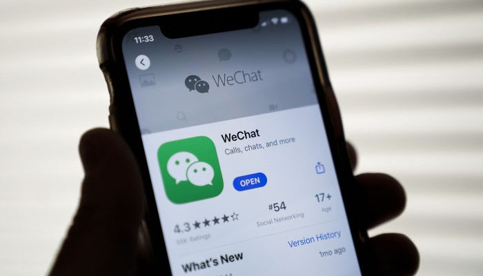     Nếu Apple buộc phải xóa WeChat khỏi App Store, lượng iPhone xuất xưởng hàng năm có thể sụt giảm từ 25 - 30%.  