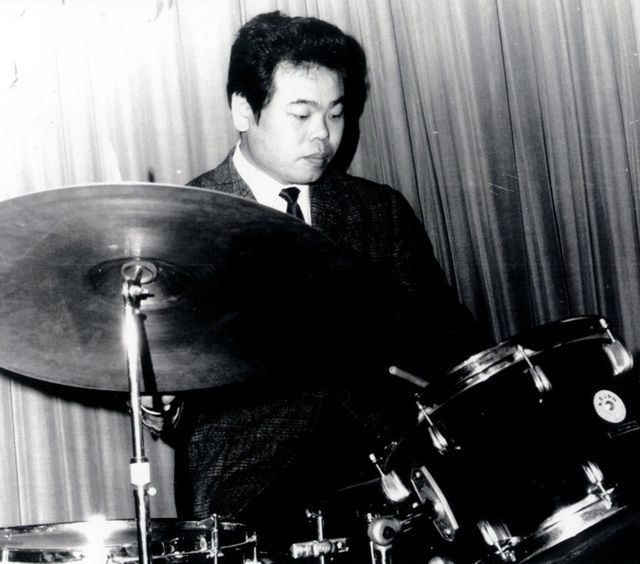 Daisuke Inoue từng chơi trống trong ban nhạc khi còn trẻ. Ảnh: Daisuke Inoue Young
