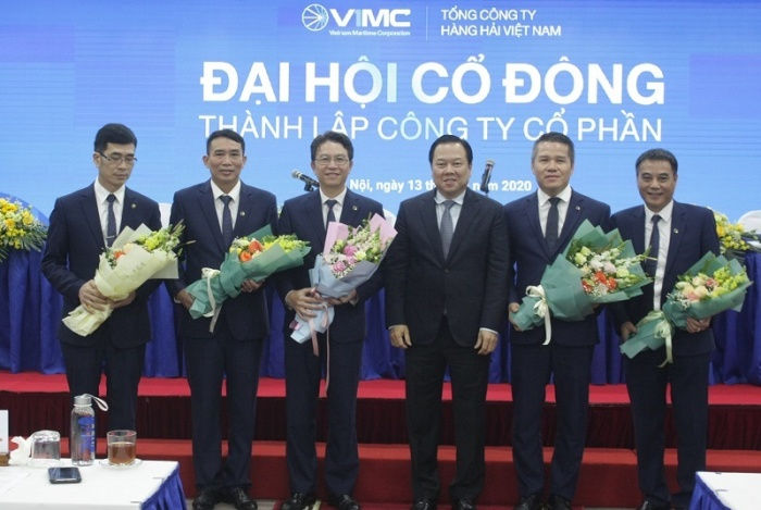 Hội đồng quản trị VIMC nhiệm kỳ 2020 - 2025 gồm 5 thành viên ra mắt tại Đại hội tronh ngày 13/8.