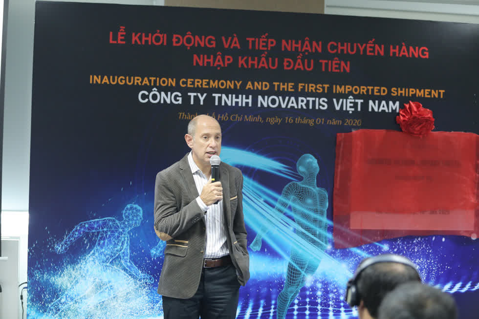 Ông Alexis Serlin, Lãnh đạo thị trường Châu Á của Novartis, đánh giá cao kế hoạch phát triển của Việt Nam. Ảnh: Novartis Việt Nam