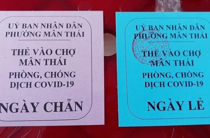 Thẻ đi chợ được phát cho người dân Đà Nẵng. Ảnh: Vietnamnet.