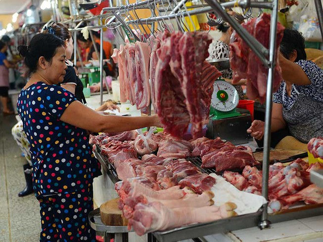 Thị trường tuần qua: Thịt heo bắt đầu giảm mạnh