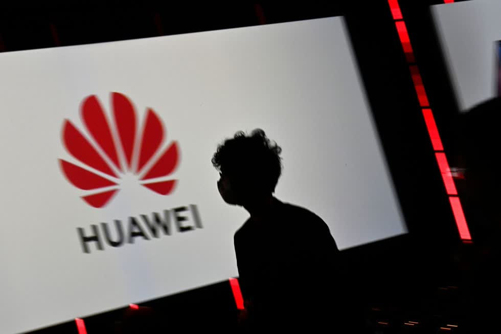 Huawei tìm cách gây quỹ từ nhân viên trong bối cảnh các lệnh trừng phạt thương mại của Mỹ