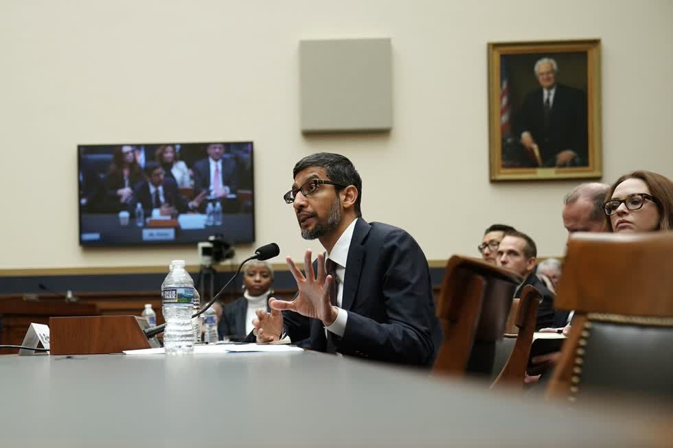 Ông Pichai đã làm chứng trước Ủy ban Tư pháp Hạ viện tại phiên điều trần về việc thu thập và sử dụng dữ liệu của Google vào năm 2018. Ảnh: Getty
