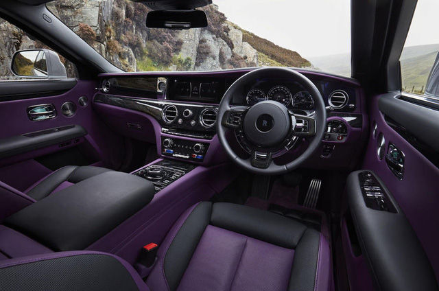Rolls-Royce: Không bao giờ đặt công nghệ cao hơn sự sang trọng - Ảnh 1.