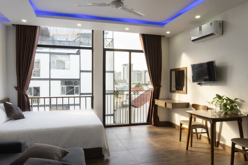 Các khách sạn sang trọng, thiết kế dạng căn hộ vốn hút khách, đang dần bị rao bán tại Đà Nẵng. Ảnh: Booking.com