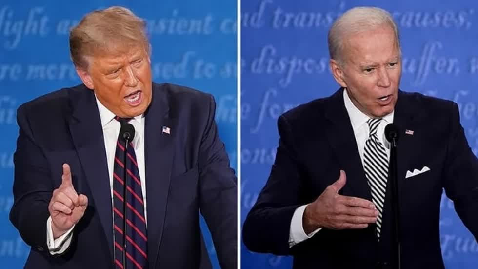 Tổng thống Trump và ứng viên đảng Dân chủ Biden trong cuộc tranh luận đầu tiên. Ảnh: The Hill
