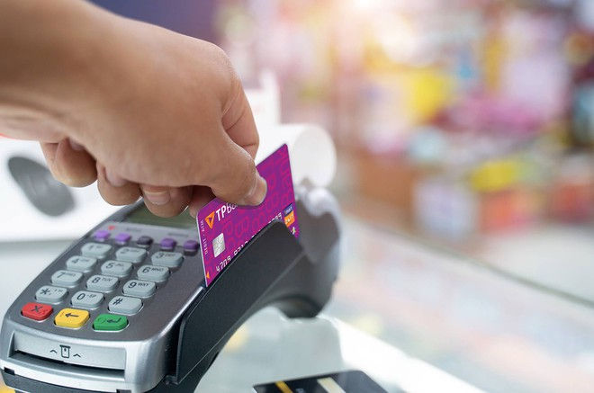 Thẻ ATM nội địa của TPBank có thể giao dịch trực tiếp tại Hàn Quốc. Ảnh: TPBank