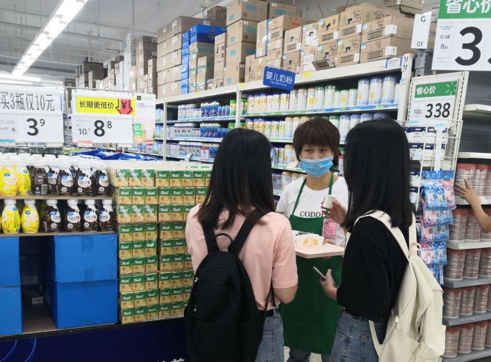 Sản phẩm sữa đậu nành Nuti phân phối qua Walmartđã được người tiêu dùng Trung Quốc đón nhận. Ảnh: A.Tuyết.