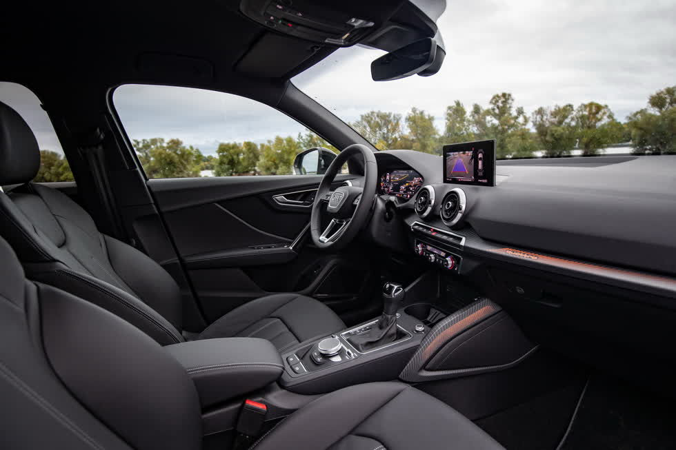 Audi Q2 2021 chính thức ra mắt: Sẵn sàng đấu với BMW X2 và Mercedes-Benz GLA
