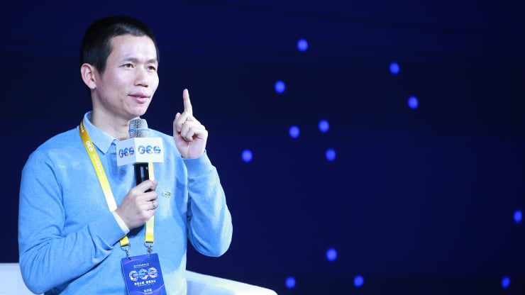 Bangxin Zhang, người sáng lập và Giám đốc điều hành của TAL Education Group, phát biểu trong Hội nghị Thượng đỉnh Giáo dục Toàn cầu 2019 tại Bắc Kinh, Trung Quốc. Ảnh: China Daily.