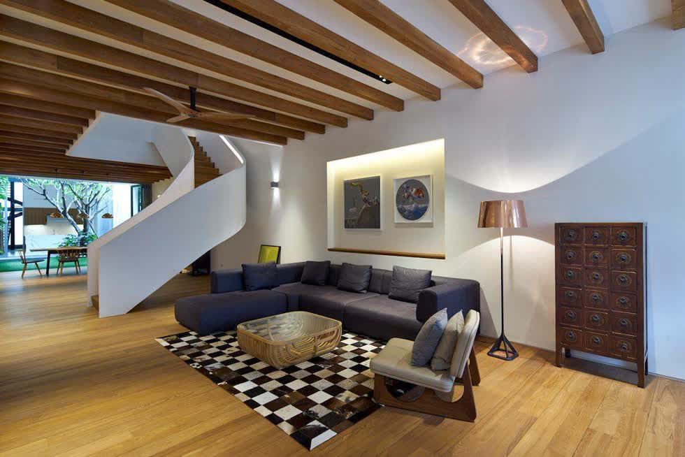 Không gian rộng rãi, thoáng đãng tại một căn nhà với kiểu thiết kế trần rất đặc trưng và độc đáo.