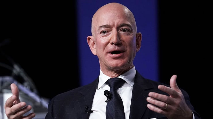 Tỷ phú Jeff Bezos. Ảnh: Getty Images
