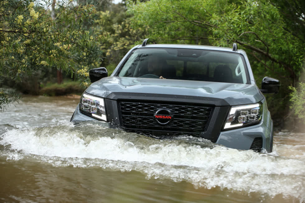 Nissan Navara 2021 chào sân, sớm đấu Ford Ranger tại Việt Nam