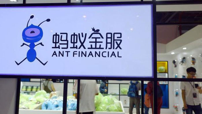 Ant Group bất ngờ bị đình chỉ IPO. Ảnh: CNN