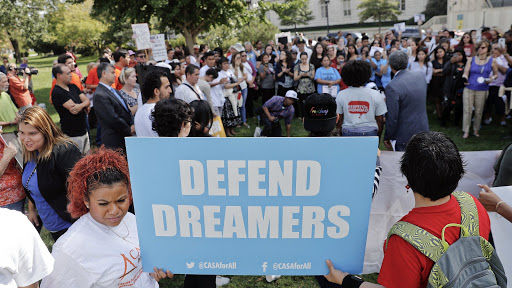  Nhiều người nhập cư liên tục đấu tranh cho DREAMers. Ảnh: Thời báo Tài chính