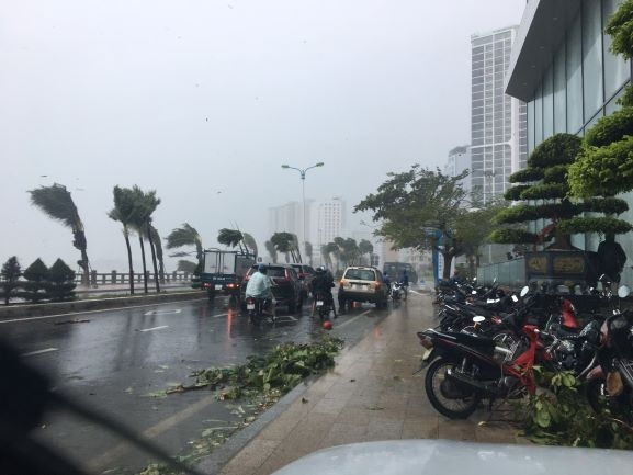Theo dự báo vùng đất liền của tỉnh Khánh Hòa có gió mạnh cấp 6-7, giật cấp 9. Gây mưa to, gió lớn trên diện rộng. Ảnh Tiền Phong