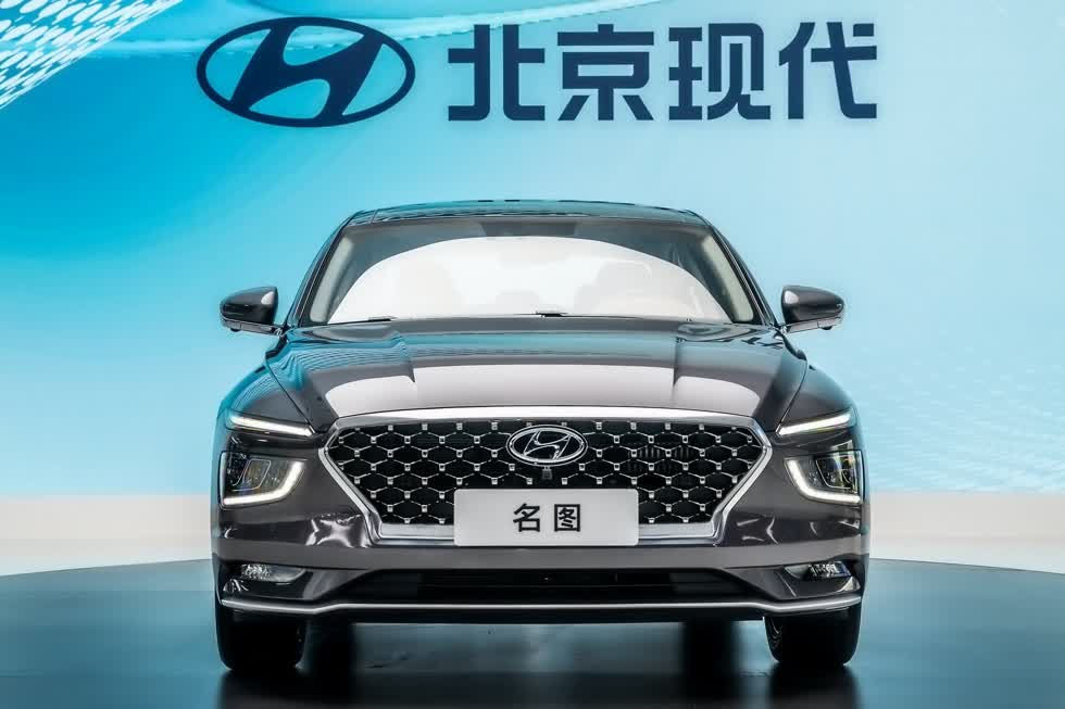 Hyundai giới thiệu mẫu sedan mới - Mistra cho thị trườngTrung Quốc