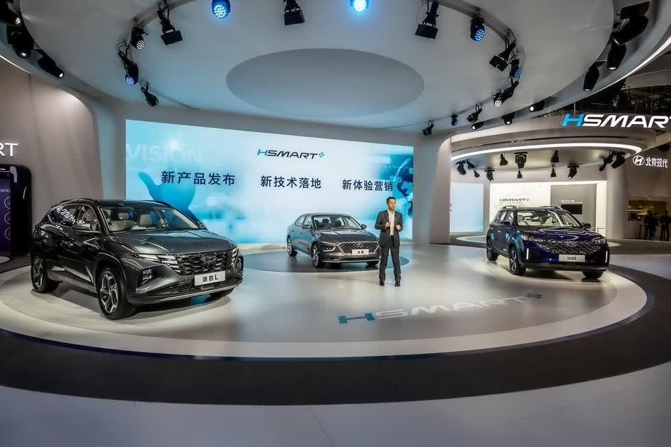 Hyundai lần đầu tiên giới thiệu Mistra tại Triển lãm Ô tô Quảng Châu 2020.