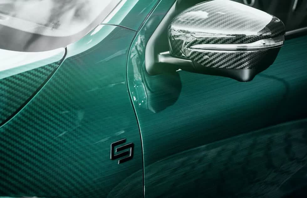 Ngắm 'hàng hiếm' bán tải Mercedes-Benz X-Class với bản độ cực chất