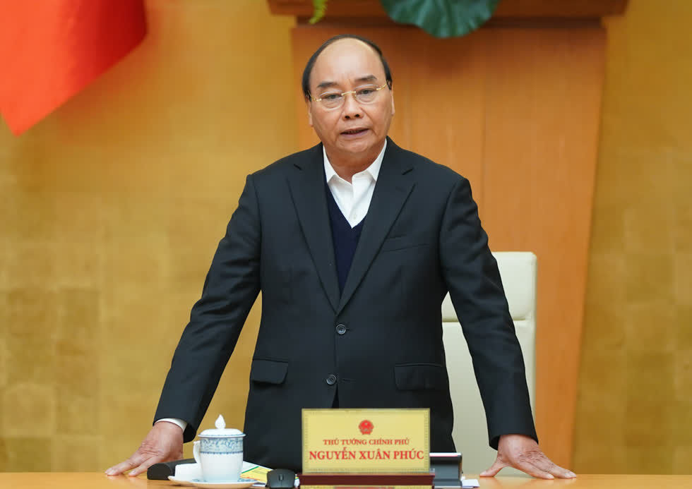 Thủ tướng Nguyễn Xuân Phúc: Tạm dừng các chuyến bay thương mại. Ảnh VGP/Quang Hiếu
