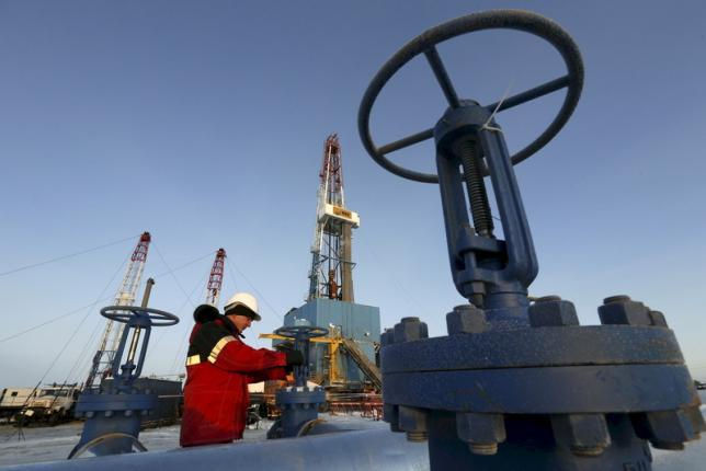 Số liệu dầu tồn kho được công bố trong ngày 3/12. Ảnh: BBC.