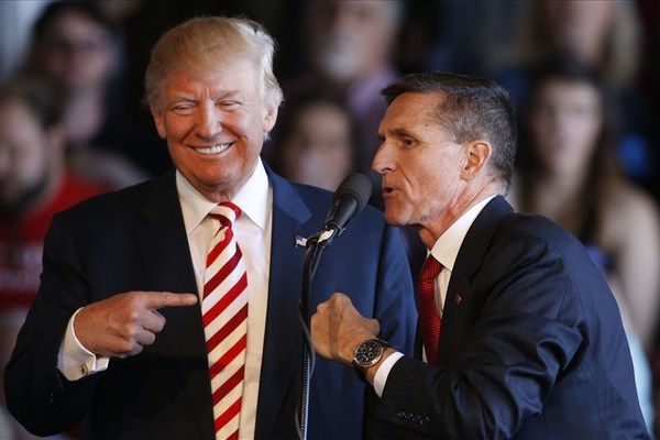 Hôm 25/11, Tổng thống Donald Trump thông báo đã chính thức ân xá cho cựu Cố vấn An ninh Quốc gia Michael Flynn. Ảnh: CNN