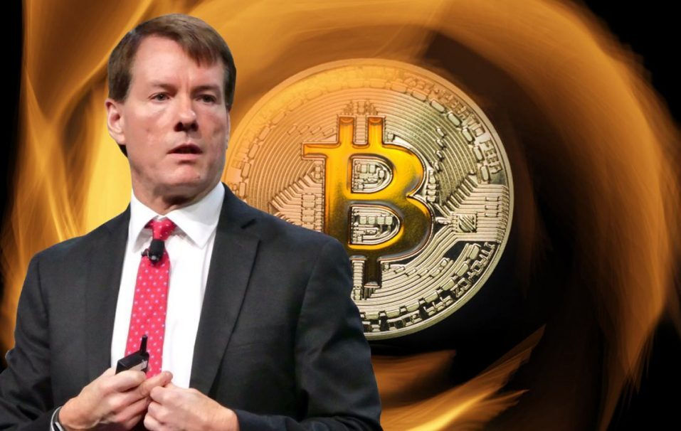 Michael Saylor cho rằng, bitcoin có lợi thế hơn tiền tệ fiat. Ảnh: Internet