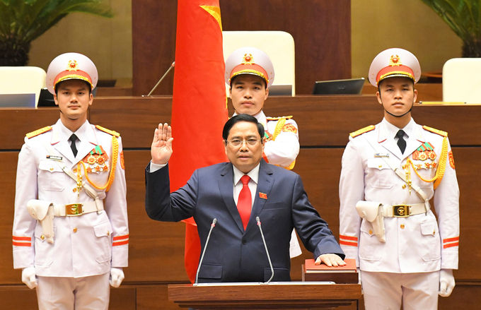 Tân Thủ tướng Phạm Minh Chính tuyên thệ nhậm chức chiều 5/4. Ảnh: Hoàng Phong.
