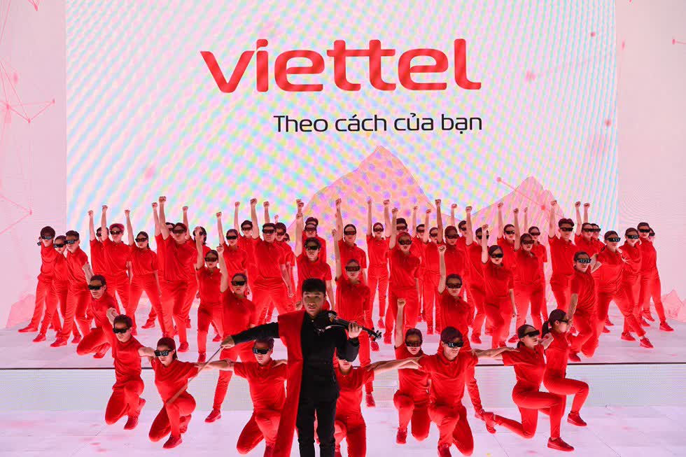 Viettel là  nhà mạng di động  lớn nhất Việt Nam, chiếm hơn 40% tổng số thuê bao cả nước. Ảnh: Internet