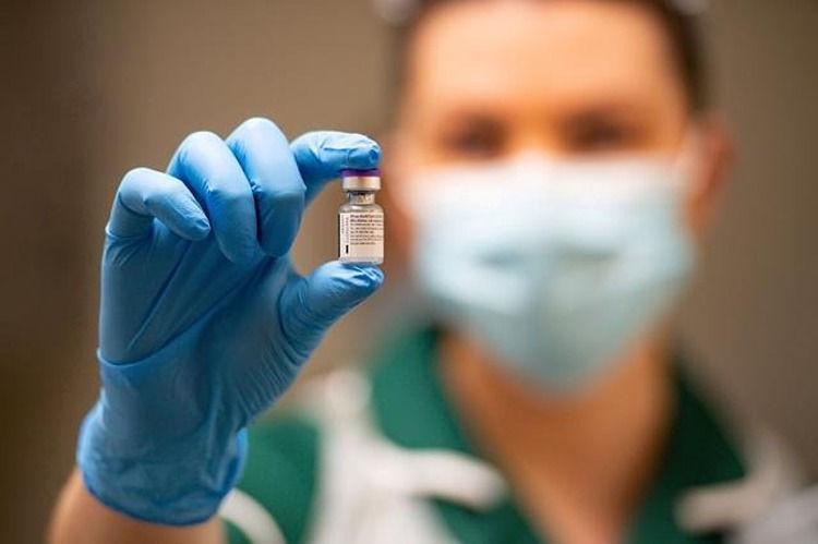 Vaccine của BioNTech có thể 'đánh bại' biến thể mới của SARS-CoV-2