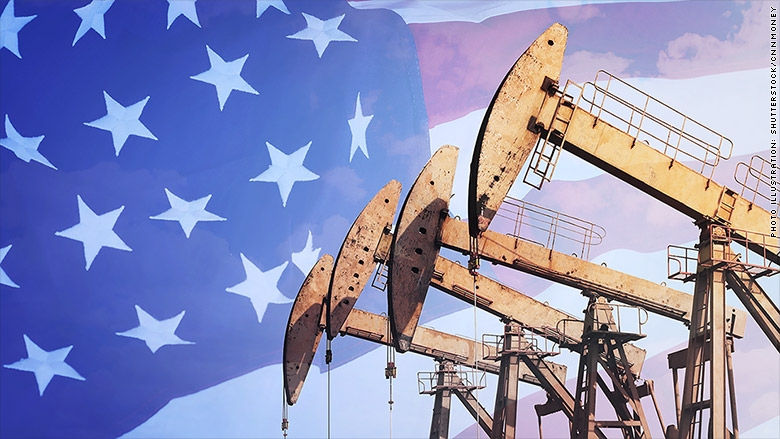 Sản lượng dầu thô của Mỹ tăng vọt trong thời gian tổng thống Trump nắm quyền. Ảnh: Shutters