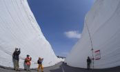 Khám phá thành phố tuyết rơi dày 8m tại Nhật Bản