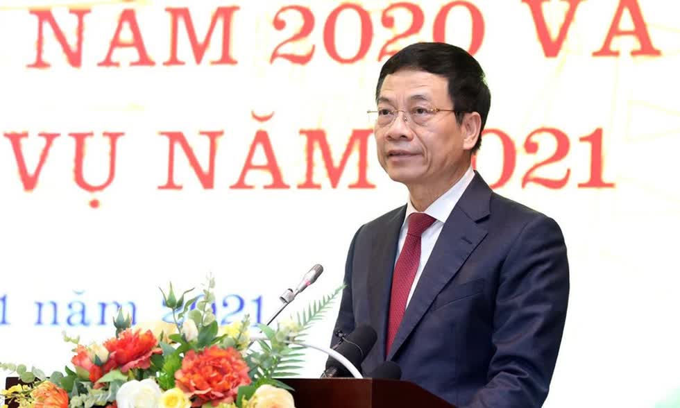Bộ trưởng Nguyễn Mạnh Hùng nhấn mạnh ngành Thông tin và Truyền thông chưa bao giờ có sứ mệnh lớn lao như bây giờ. Ảnh: VnExpress