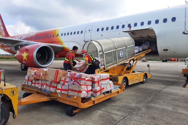 Năm 2020, Vietjet được vinh danh là Hàng hàng không chi phí thấp có hoạt động vận chuyển hàng hóa tốt nhất.