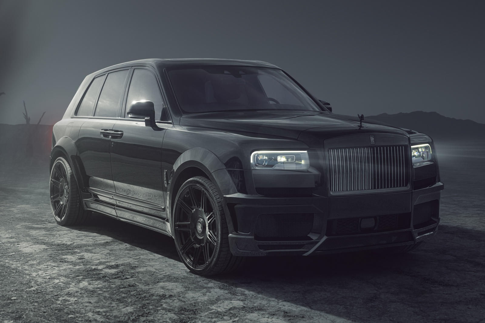 Rolls-Royce Cullinan ban do than rong anh 1