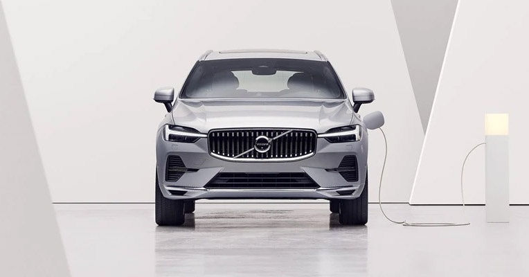 Volvo XC60 2021 anh 3