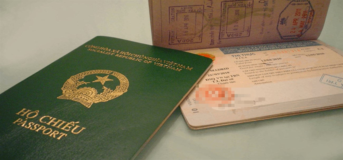 Hộ chiếu và thị thực