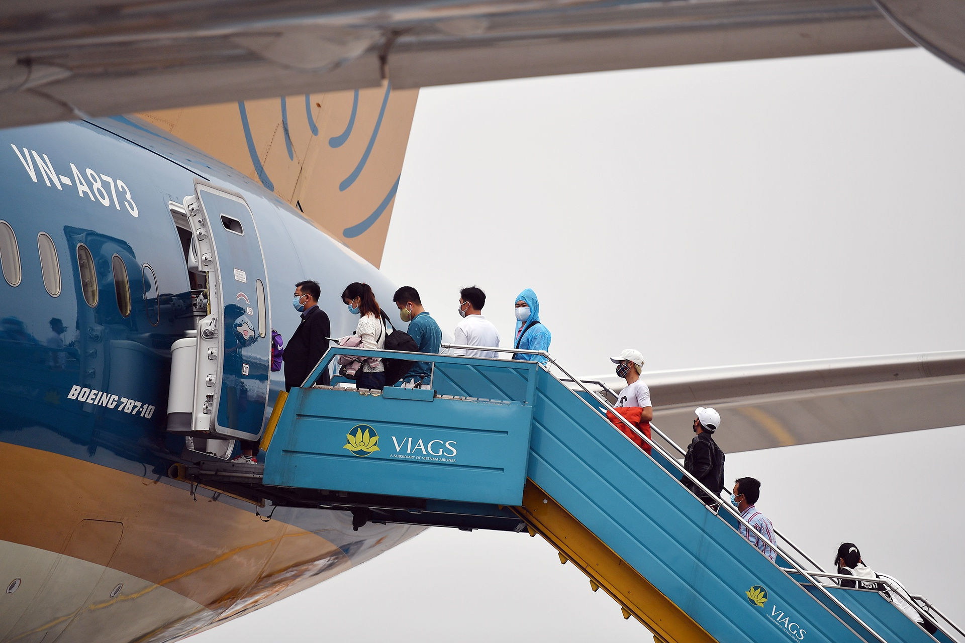 vietnam airlines ap gia ve san anh 1