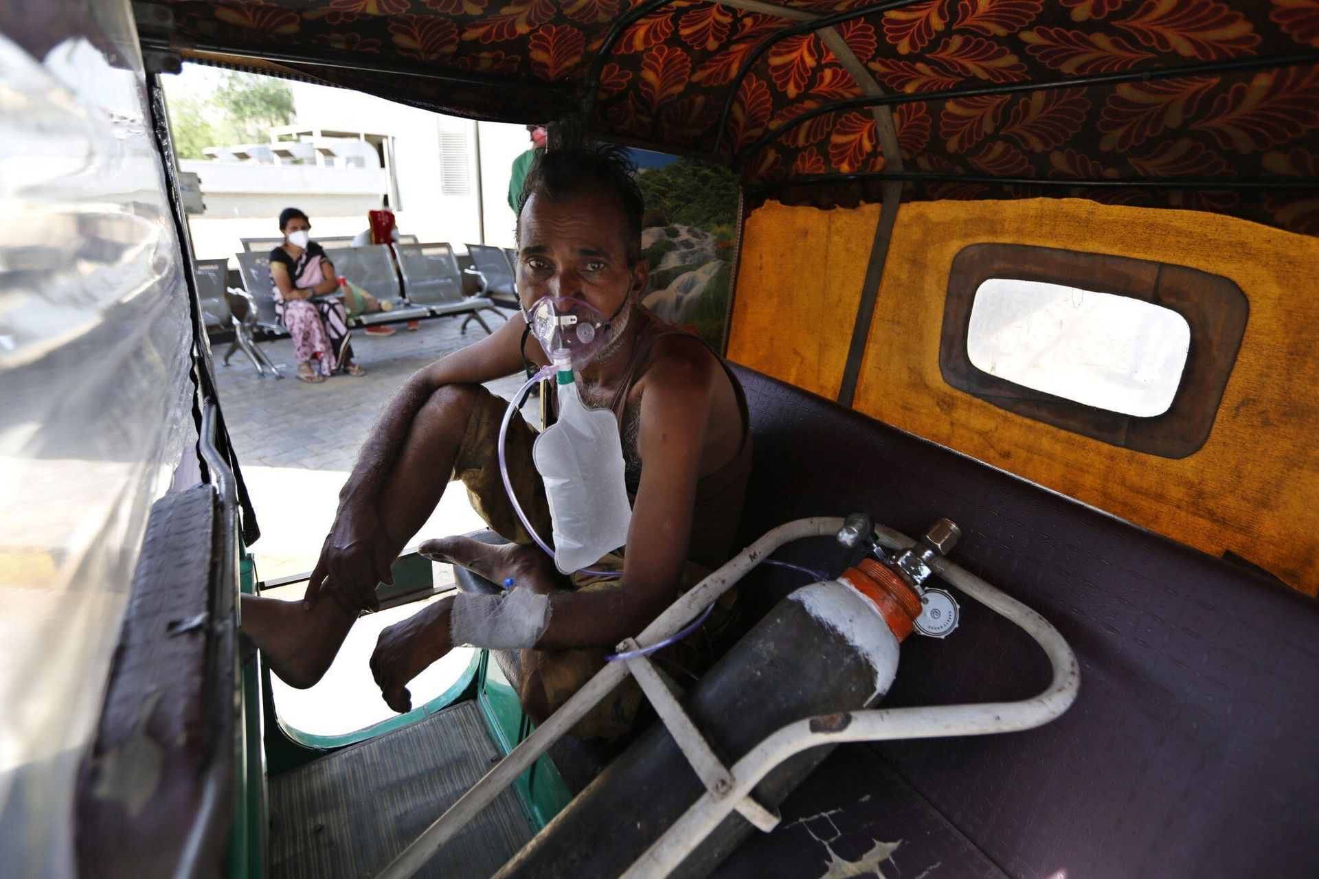 Ấn Độ khủng hoảng COVID-19: Số ca bệnh gia tăng kỷ lục ngày thứ 3 liên tiếp - 2