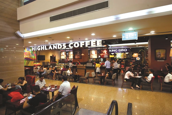Highlands Coffee đang dẫn đầu về doanh thu và bỏ xa các chuỗi còn lại.