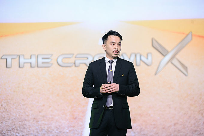 CEO Masan Danny Le tại buổi ra mắt The CrownX. Ảnh: MSN.
