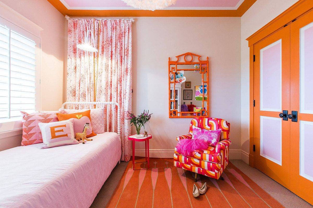 gorgeous-and-balanced-use-of-orange-and-pink-in-the-modern-girls-bedroom-56942.jpg