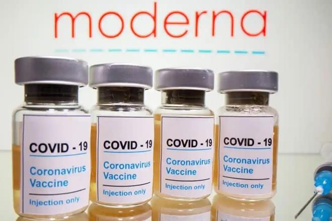 Bộ Y tế hỏi việc mua 5 triệu liều vaccine Moderna, TP.HCM trả lời thế nào? - 1
