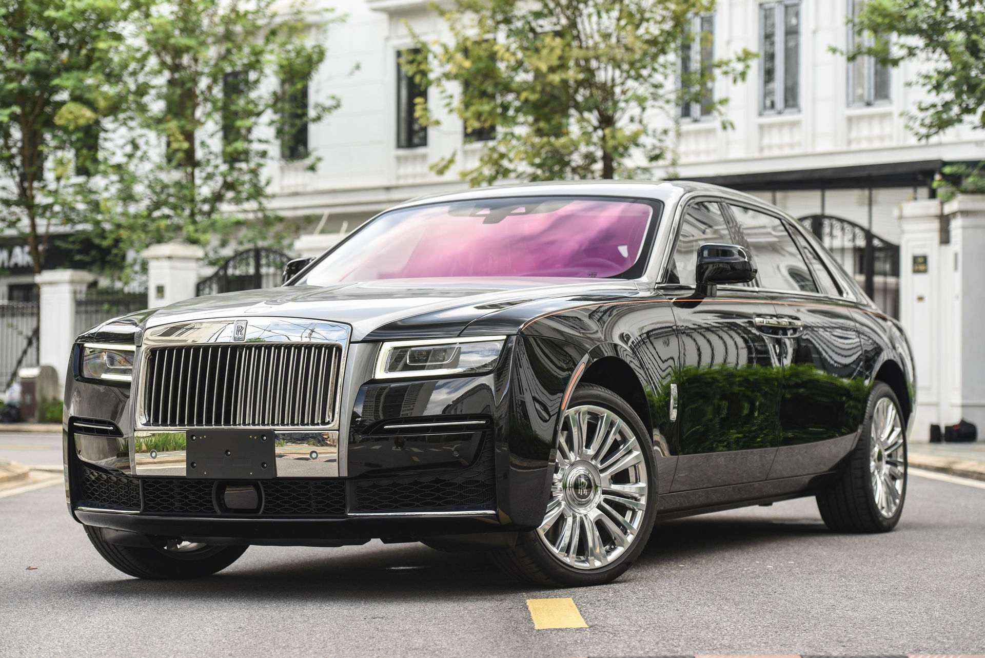 Rolls-Royce Ghost EWB 2021 anh 1